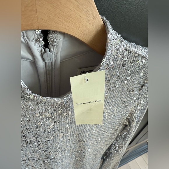 Abercrombie & Fitch Silver Sequin Long Sleeve Dress • MP • NWT - Picture 11 of 13